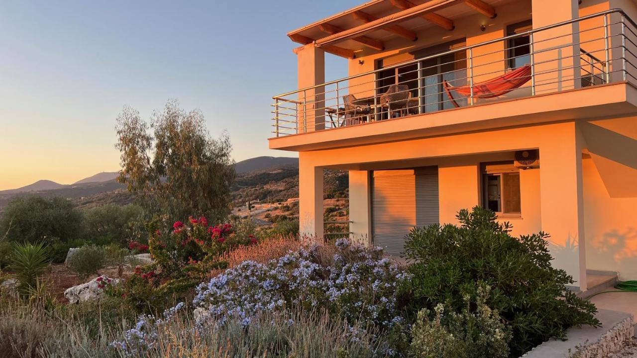 Luxurious Villa At A Unique Spot Agios Nikolaos  Eksteriør bilde