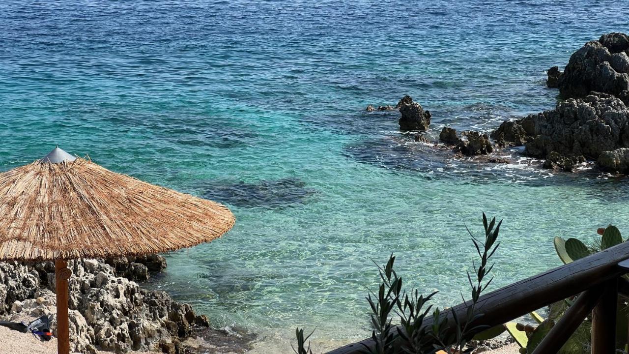 Luxurious Villa At A Unique Spot Agios Nikolaos  Eksteriør bilde