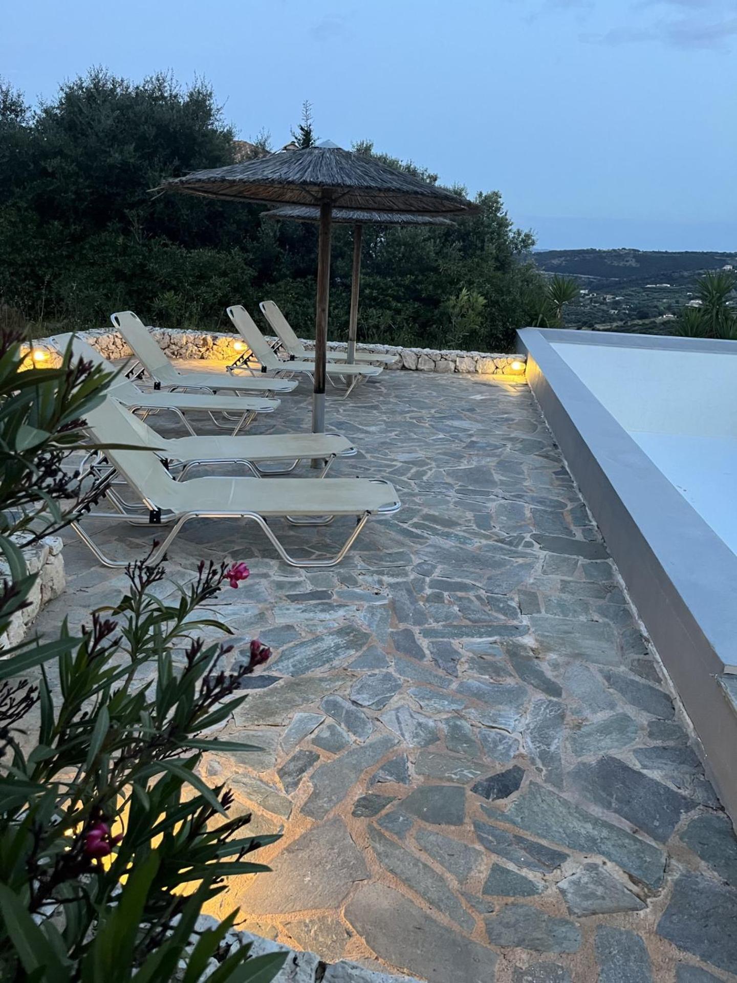 Luxurious Villa At A Unique Spot Agios Nikolaos  Eksteriør bilde