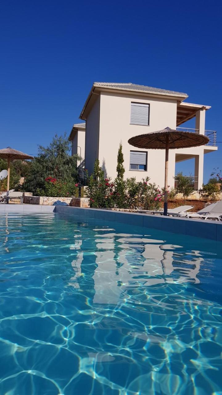 Luxurious Villa At A Unique Spot Agios Nikolaos  Eksteriør bilde